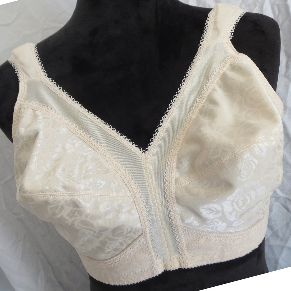 Women's Playtex 18 Hour Ultimate‎ Shoulder Comfort Wireless Bra Beige Size 38D